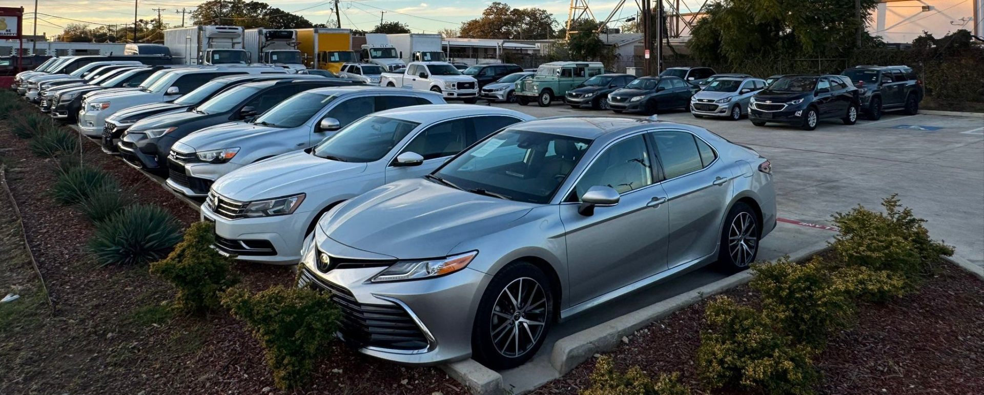 Auto Deal 217 car lot in Arlington TX