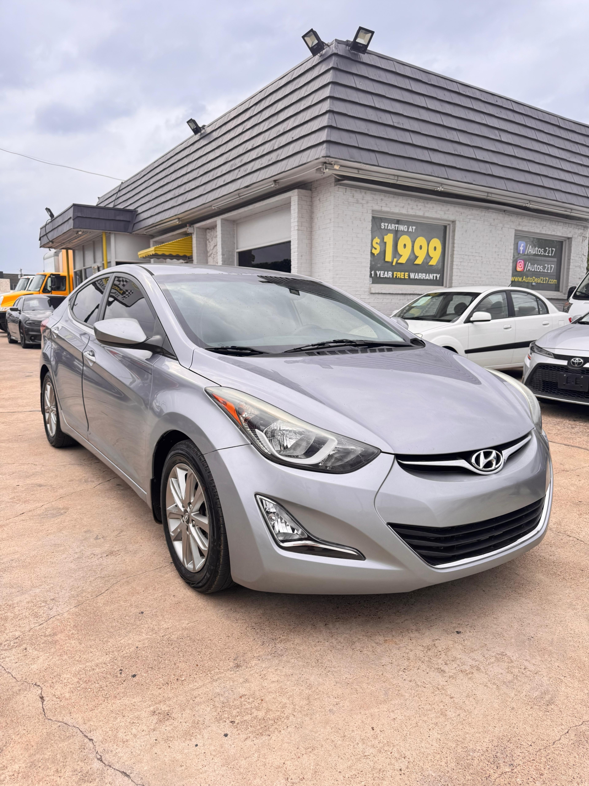2015 HYUNDAI ELANTRA SE